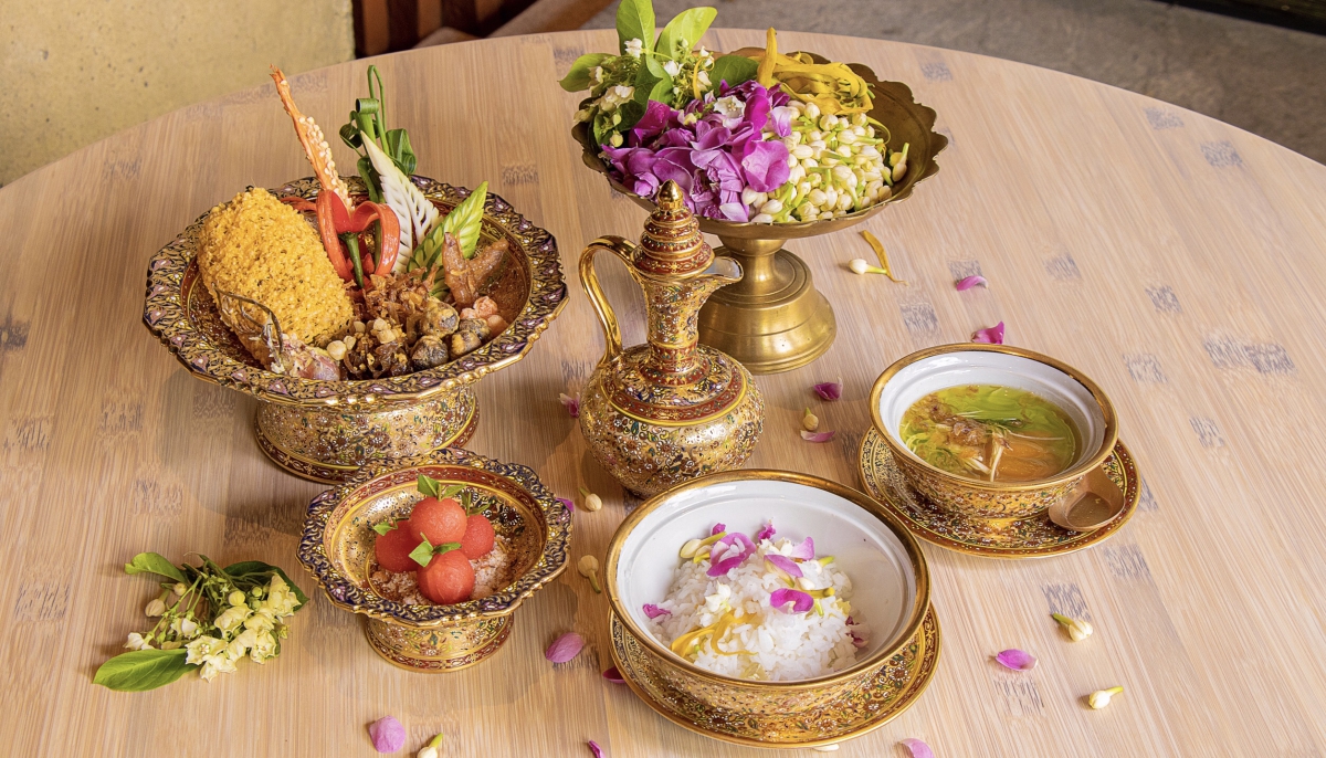 รีวิว ข้าวแช่ที่ร้านอาหารเรือนนพเก้า – Ruen Noppagao รีวิว ข้าวแช่ที่ร้านอาหารเรือนนพเก้า – Ruen Noppagao