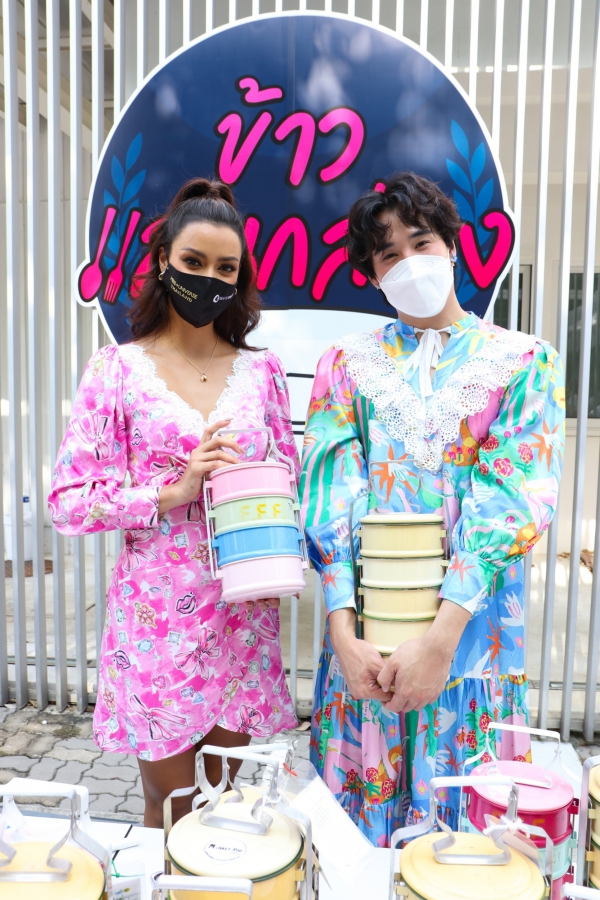 โครงการข้าวเพื่อหมอ “Food For Fighters” โครงการข้าวเพื่อหมอ “Food For Fighters”